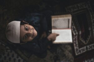 Read more about the article 10 Tips To Get Your Kids Engaged In Quran Classes Online